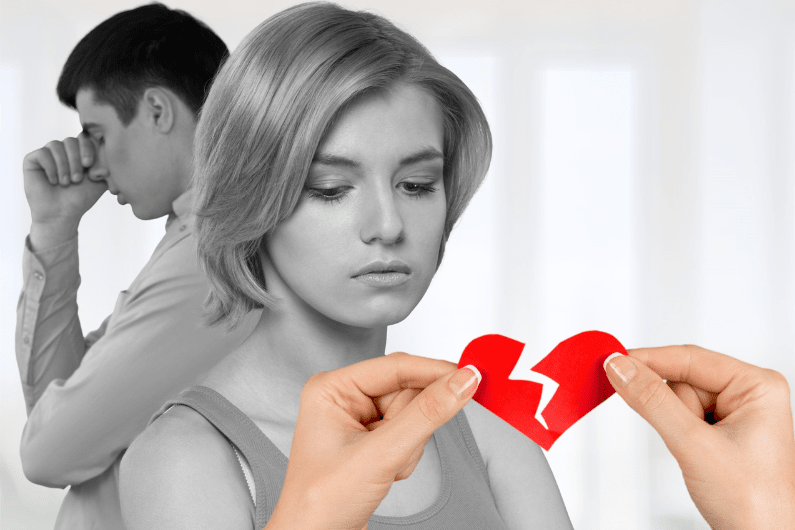 Psychic reader offering tarot reading in Adelaide